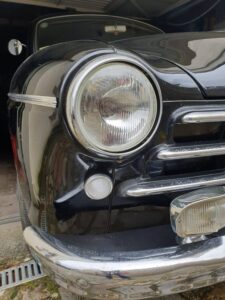 Cabochon pour clignotant d'une Renault FREGATE 1953